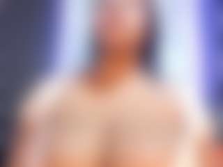 Live cam show with Camille Bennet - Badbitch on Chatstar