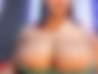 Live cam show with Camille Bennet - Badbitch on Instabang