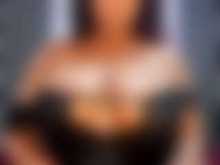Live cam show with Camille Bennet - Dildo Or Vibrator on Hubzter Live