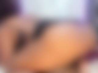 Camille Bennet's Live Sex Cam Show