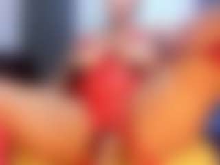 Live cam show with Camille Bennet - Wild on Camsoda
