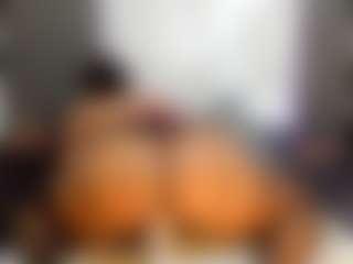 Live cam show with Camille Bennet - Big Ass on Camsoda