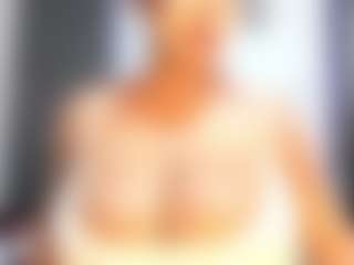 Live cam show with Camille Bennet - Asshole on StripNow