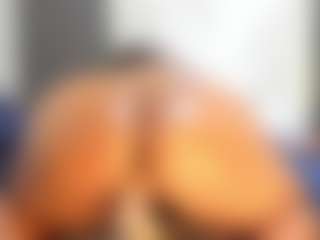 Show en direct avec Camille Bennet - Black Squirt sur Camsoda