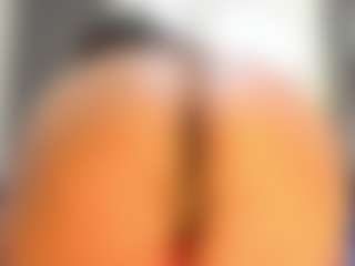 Live cam show with Camille Bennet - Latina on WildCum | colombia