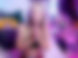 Ember Hart VIP (PREGNANT)'s Live Sex Cam Show