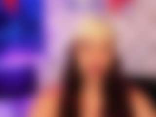 Yoiku's Live Sex Cam Show