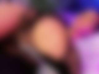 Yoiku's Live Sex Cam Show