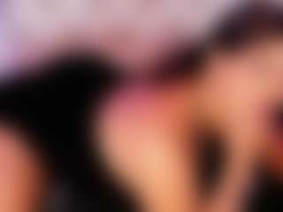 Yoiku's Live Sex Cam Show