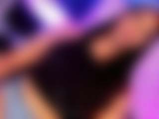 Yoiku's Live Sex Cam Show