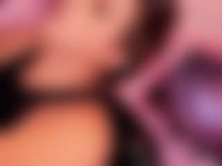 Yoiku's Live Sex Cam Show