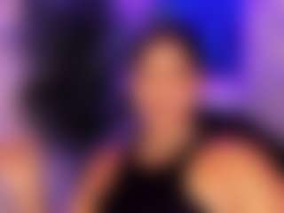 Yoiku's Live Sex Cam Show