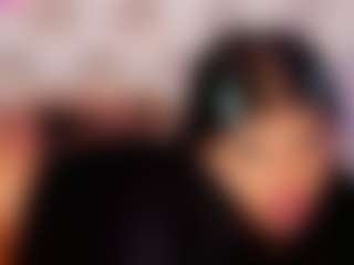 Yoiku's Live Sex Cam Show