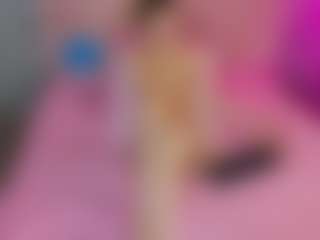 Live cam show with Akilla-Queen - Dance on milfzrlive.com