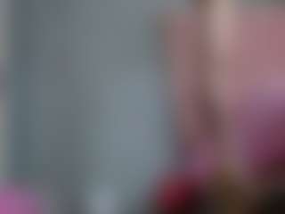 Live cam show with Akilla-Queen - Double Penetration on Camsoda