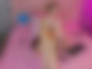 Akilla-Queen's Live Sex Cam Show