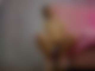 Akilla-Queen's Live Sex Cam Show