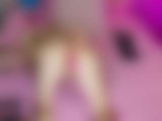 Akilla-Queen's Live Sex Cam Show