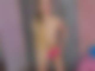 Akilla-Queen's Live Sex Cam Show