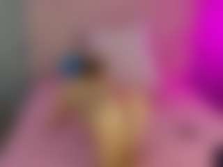 Akilla-Queen's Live Sex Cam Show