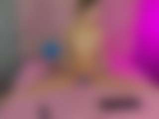 Akilla-Queen's Live Sex Cam Show