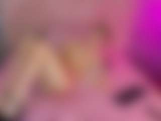 Akilla-Queen's Live Sex Cam Show