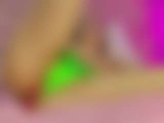 Akilla-Queen's Live Sex Cam Show