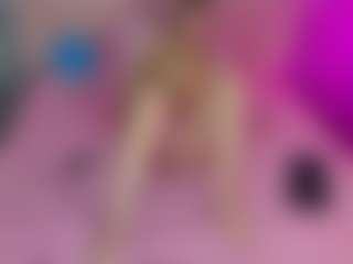 Akilla-Queen's Live Sex Cam Show