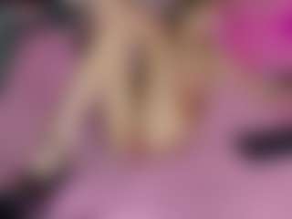 Akilla-Queen's Live Sex Cam Show