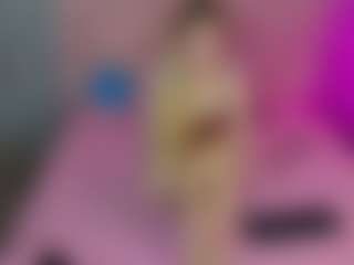Akilla-Queen's Live Sex Cam Show