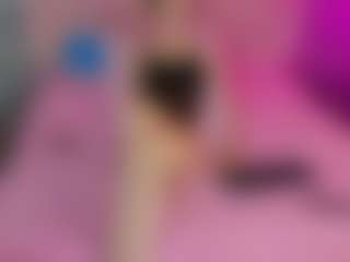 Akilla-Queen's Live Sex Cam Show