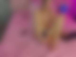 Akilla-Queen's Live Sex Cam Show