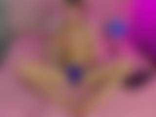 Akilla-Queen's Live Sex Cam Show
