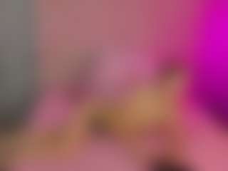 Akilla-Queen's Live Sex Cam Show