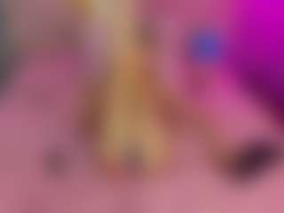 Akilla-Queen's Live Sex Cam Show