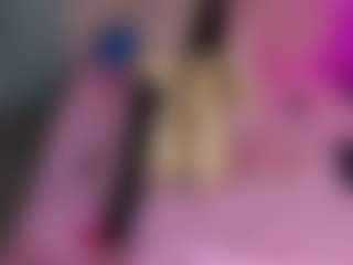 Akilla-Queen's Live Sex Cam Show