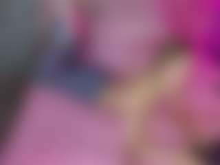 Akilla-Queen's Live Sex Cam Show