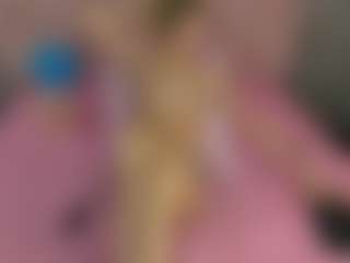 Akilla-Queen's Live Sex Cam Show