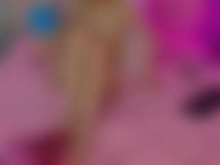 Akilla-Queen's Live Sex Cam Show