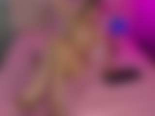 Akilla-Queen's Live Sex Cam Show