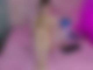 Akilla-Queen's Live Sex Cam Show