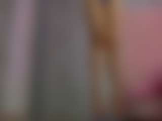 Akilla-Queen's Live Sex Cam Show