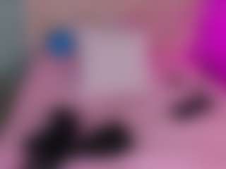 Akilla-Queen's Live Sex Cam Show
