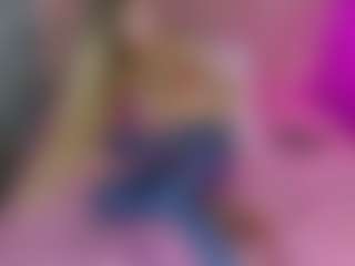 Akilla-Queen's Live Sex Cam Show