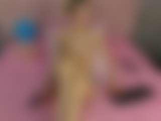 Akilla-Queen's Live Sex Cam Show