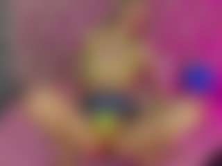 Akilla-Queen's Live Sex Cam Show