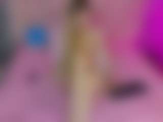 Akilla-Queen's Live Sex Cam Show