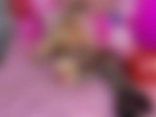 Akilla-Queen's Live Sex Cam Show