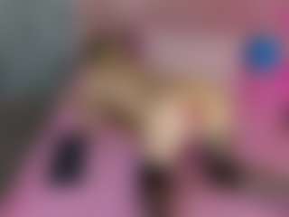 Akilla-Queen's Live Sex Cam Show