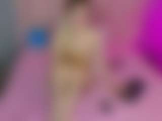 Akilla-Queen's Live Sex Cam Show
